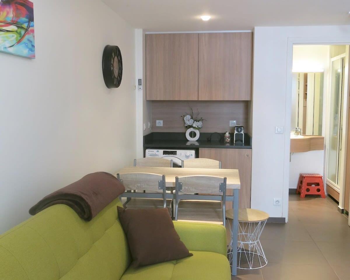 Апартаменты Mini Loft Daval Париж Экстерьер фото